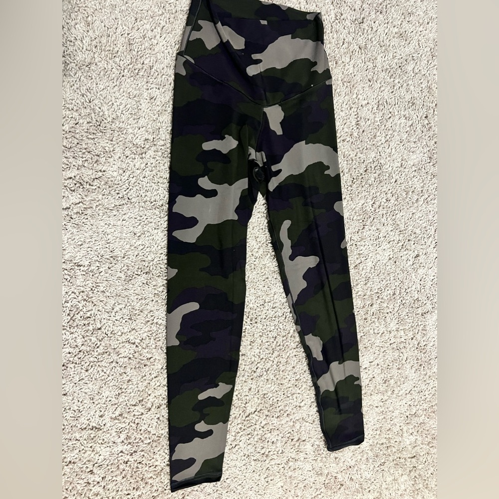 Camo leggings